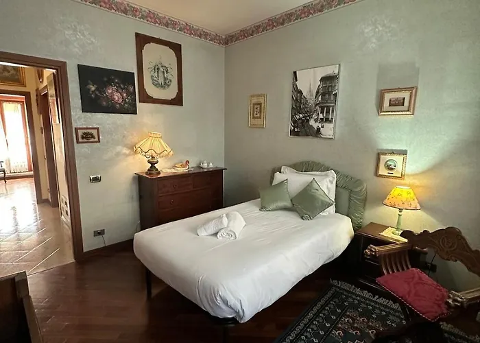 Apartment 6 People, 3 Parking Spot, Balconies, Metro B